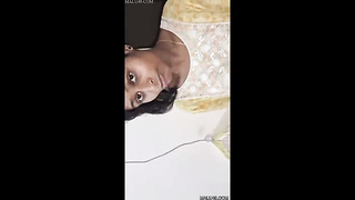 Indian Paid Milf Fucking In Train