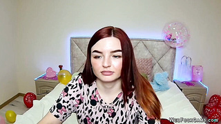 Redhead webcam girl NicolPot performing solo for fans