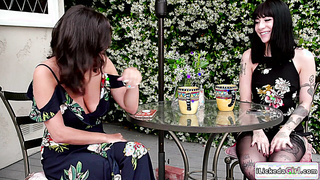 Never thought this petite goth babe loves ass licking