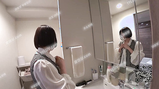 5549 이쁜애들 데려다 대딸섹스 목욕 SEX 「아저씨 안에 내서」 서서 백으로 공격 1 Korean 텔레 YOUB892