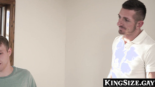 Noah White has a little fetish at men with BIG DICKS