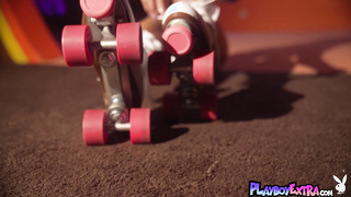 Flexible petite asian beauty posing nude