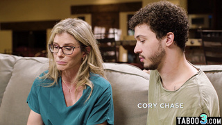 MILF stepmom teaches how to use condom