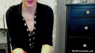 German amateur MILF teasing her fans