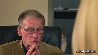 Old employer fucks blonde babe