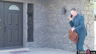 Lawyer walks in on latina MILF client