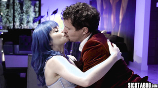 Jewelz Blu gets fucked by boyfriend