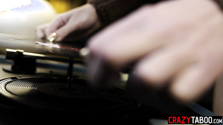 Long goodbye sex with hot Vanna Bardot