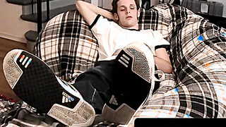 ToesXXX.com - Jarrod's jerk off session ends with a cum explosion orgasm