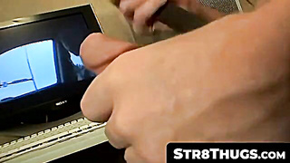 Str8Thugs.com - Horny thug Billy jerking off his juicy fuck stick in the car in solo play