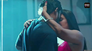 Newl merrid Big Boobs Bhabhi sex with Ex Bf in Badroom