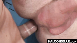 FalconsXXX.com - Relaxing anal bareback sex under the shower leads to intense pleasure