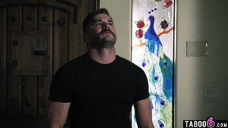 Bisexual 3some with lesbian roommmates