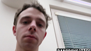 Kinky and stunning twink gives passionate blowjob before sex