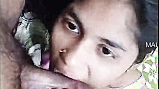 INDIAN DESI SEX VIDEO MERE DOST KI GHARELU MAA 2