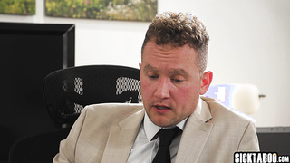 MILFs thoughts makes therapist so horny