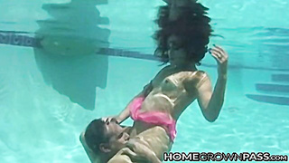Yummy redhead girl and hung dude fuck underwater like crazy
