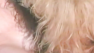 Vintage dykes have fun in jacuzzi before tongue fucking