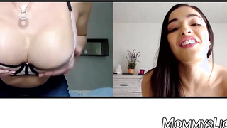 Sexy MILF Jaclyn Taylor webcam pussy play with stepdaughter