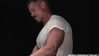 How can he possibly take that HUGE dick in his ass!?