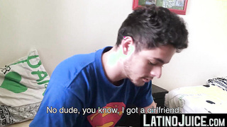 Attractive Maximiliano explodes gooey cum while getting rimmed