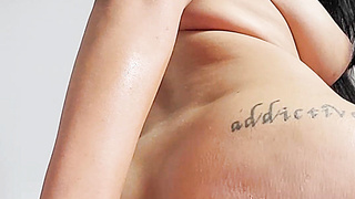 Exposed OnlyFans - Close Up Of MILF Sophi Perria Anal Riding Her HUGE Dildo