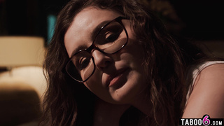 BBW girlfriend finds a list with girls