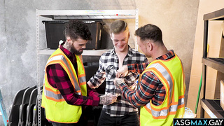 Warehouse workers shows the newbie the ropes