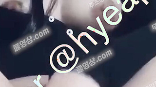 5726 트위터 섹트 @hyeaparkk 유륜크고 애액 질질 싸는년 자위 2 Korean 텔레 UUB892