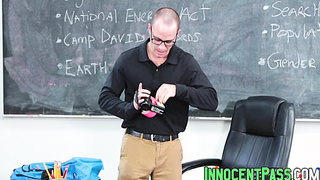 Kinky brunette babe Mercedes Carrera seduces her teacher