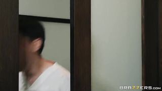 Brazzers - A Requesting Customer - Total Flick:- Strong-R.CF