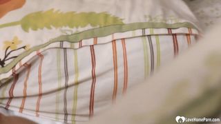 Amazing honey is here to tempt you energetically