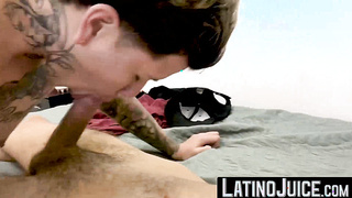 Hot bisexual guys Tiago and Maximiliano pleases themselves by ramming each other