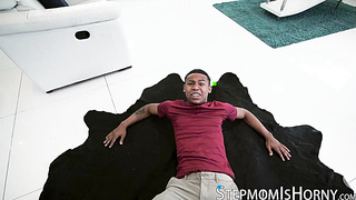 BBW stepmom Sofia Rose bangs with her BBC ebony son