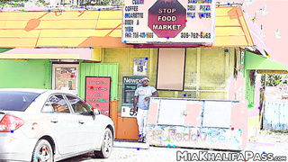 Arab chick Mia Khalifa wants monster black cock inside her