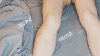 5804 외국에서 마사지받으며 자위하는 한국인 1-3 Korean 텔레 UUB892