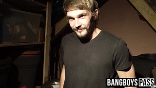 Muscle jock gets a facial after showing his fat hairy cock