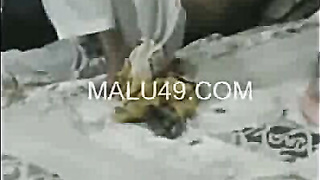 Bangladeshi Bhabhi Shows Boobs and Pussy