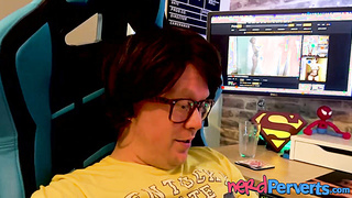 Hot shower ends with British gal Gina Parker sucking dick