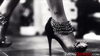 Blonde vixen makes cock cum after oral and pounding