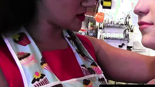 Lesbian MILF Penny Barber SEDUCES PETITE waitress Alani Pi