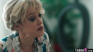 Marriage counselor granny fucks client