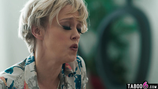 Marriage counselor granny fucks client