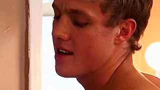 Attractive backdoor bandit wants it deep up his tight bum