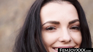 FemJoyXXX.com - Teen cutie taunts at the beach rousing everyone