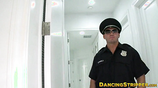 Crazy amateur gals observe masculine strippers and inhale them off