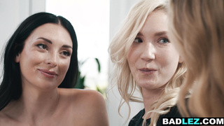 Girl/girl COUGAR duo knuckle teenie neighbor