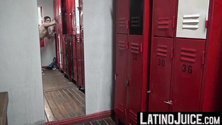 Appealing man Radison gets fucked savagely in his virgin sphincter