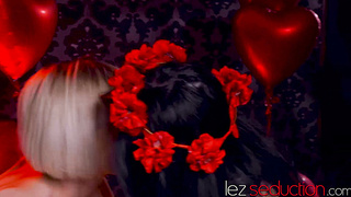 Nice teenage Jessie Saint and Judy Jolie sensualy ravage and squeal