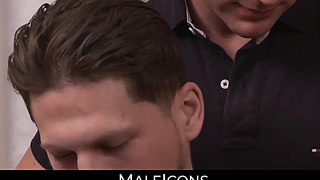 MaleIcons.com - Killian James' deep booty riding Roman Todd's gonzo anal invasion sesh